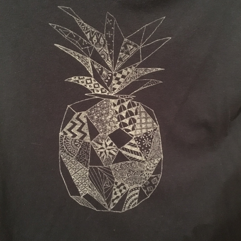 Hollister Pineapple t-shirt